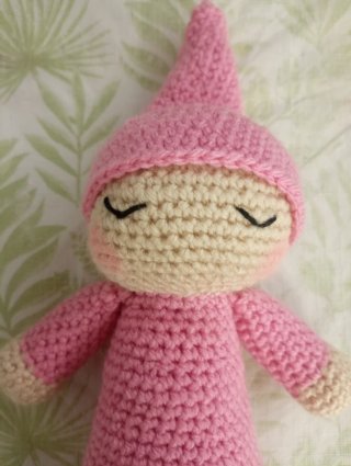 Muñeco bebé crochet rosa