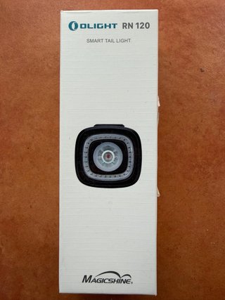 Luz trasera Olight RN 120