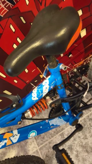 Bicicleta infantil azul