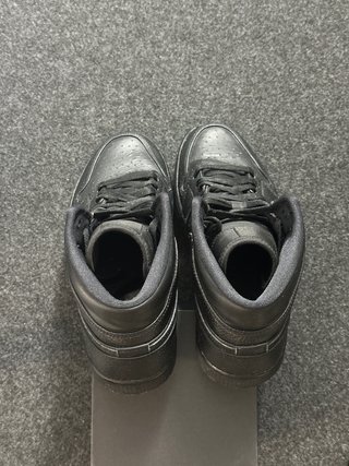 Nike Jordan 1 Mid Triple Black 44.5
