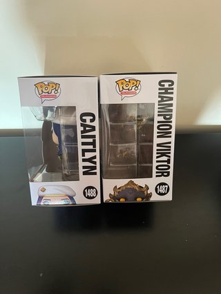 Funko Pop Arcane Caitlyn 1488 e Viktor 1487