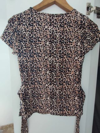 Blusa Cruzada Animal Print Talla S No Boundaries