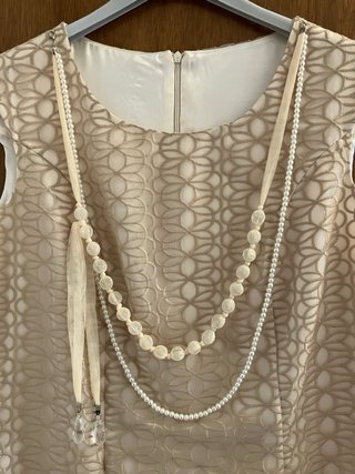Elegante conjunto de 2 piezas beige y dorado