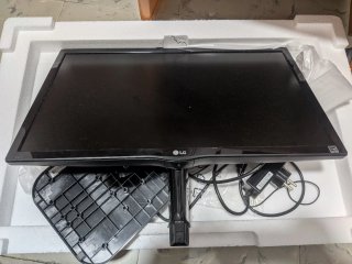 Monitor LG Nero