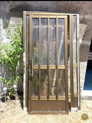 Puerta aluminio con cristal