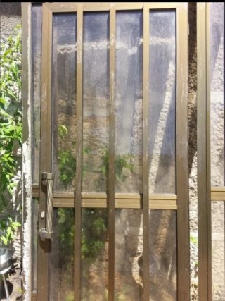 Puerta aluminio con cristal
