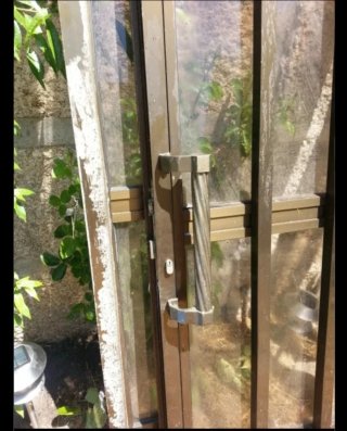 Puerta aluminio con cristal