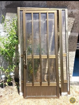 Puerta aluminio con cristal