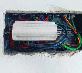 Electricista profesional y montaje de muebles ALC