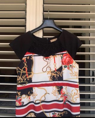 Vestito elegante fantasia floreale e catene