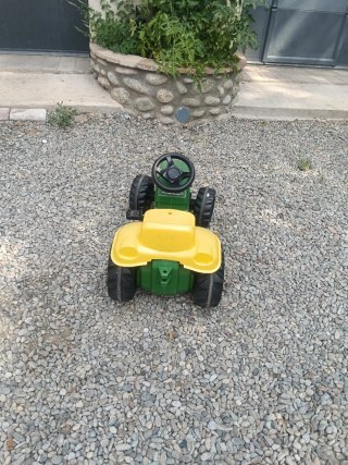 Tractor de pedales John Deere