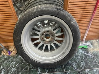 Llanta BMW 520i con neumático nuevo  609963215