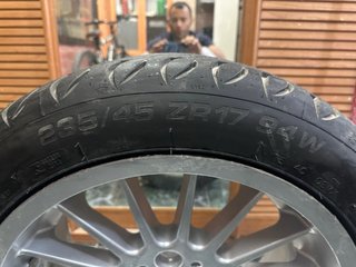 Llanta BMW 520i con neumático nuevo  609963215