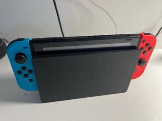 Nintendo Switch Console