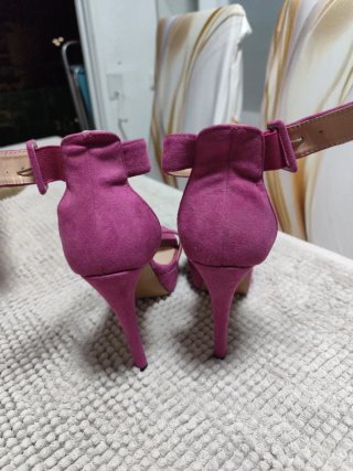 Zapatos de tacón Dana color fucsia