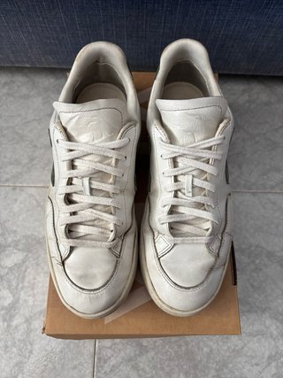 Zapatillas Veja V-12 Blancas y Verde Oliva