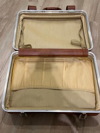 Maleta vintage cuero marrón estilo clásico