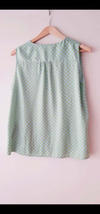 Blusa Sfera Verde Lunares Talla XL