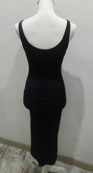 Vestido negro. Trend Collection H&M.