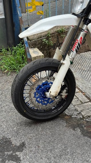 Husqvarna FE 250 4T + Supermoto