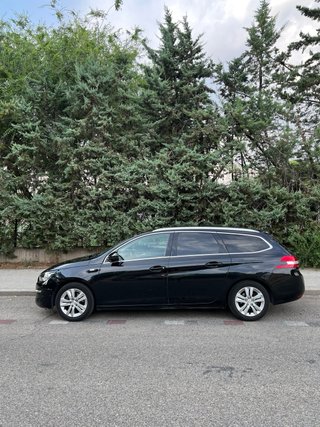 Peugeot 308 2016