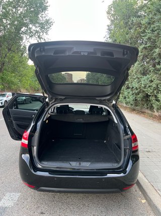 Peugeot 308 2016