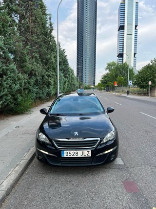 Peugeot 308 2016