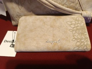 Bolso y monedero Desigual
