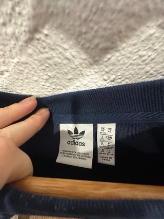 Sudadera Adidas azul terciopelo