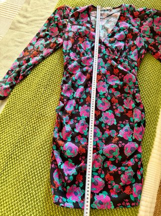 Vestido Zara floral - Nuevo -