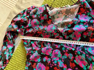Vestido Zara floral - Nuevo -