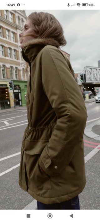Parka Zara acolchada interior pelo