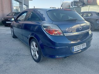 Opel Astra pegatina b