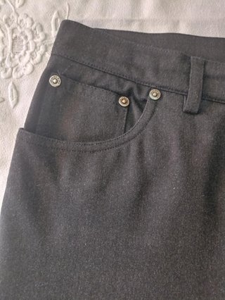Pantalón Burberry Negro