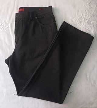 Pantalón Burberry Negro