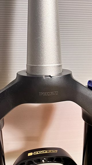 Horquilla SR Suntour Durolux 38 EVO EQ