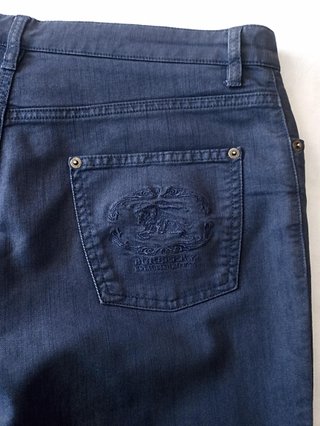 Pantalón Burberry Gris
