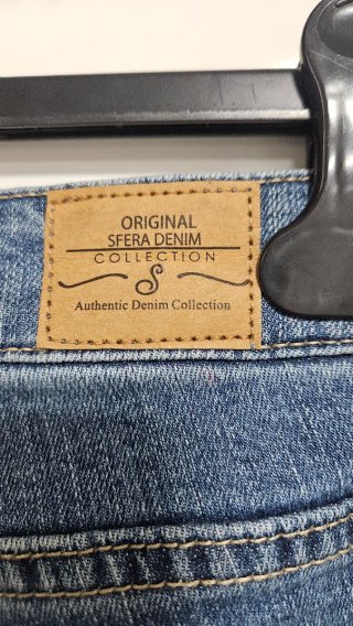 Pantalón vaquero desgastado azul talla M