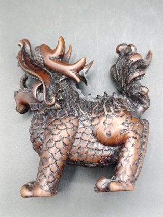 Figura dragón oriental