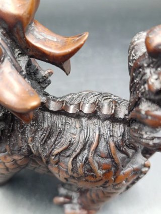 Figura dragón oriental