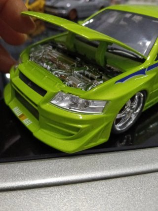 Mitsubishi Lancer 1/24