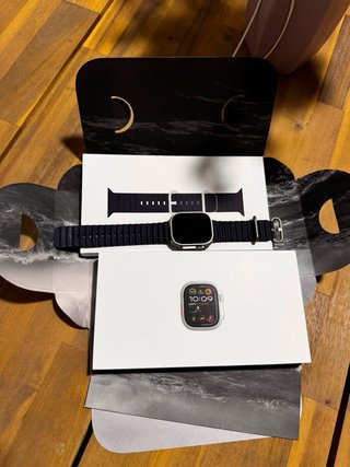 Apple Watch Ultra 2 49mm Natural Ti Azul Marino