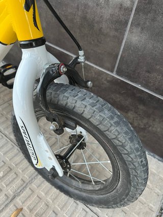 Bicicleta Specialized Hotrock 12”