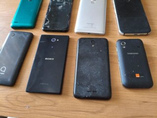 Lote di Telefoni Honor, Samsung, Sony ecc