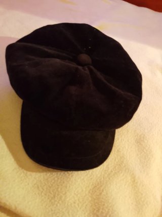 Gorra de mujer negra