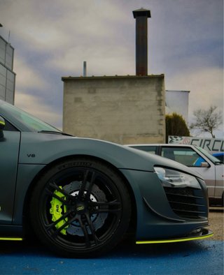 Audi R8 4.2 v8