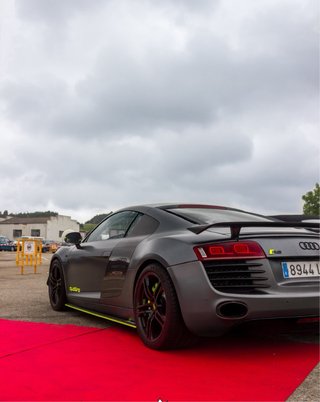Audi R8 4.2 v8
