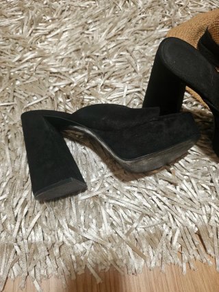 Sandálias plataforma Stradivarius n.38/39