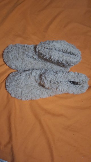 Zapatos de mujer peludos