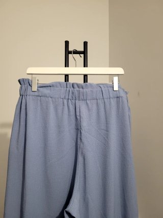 Pantalones anchos azules